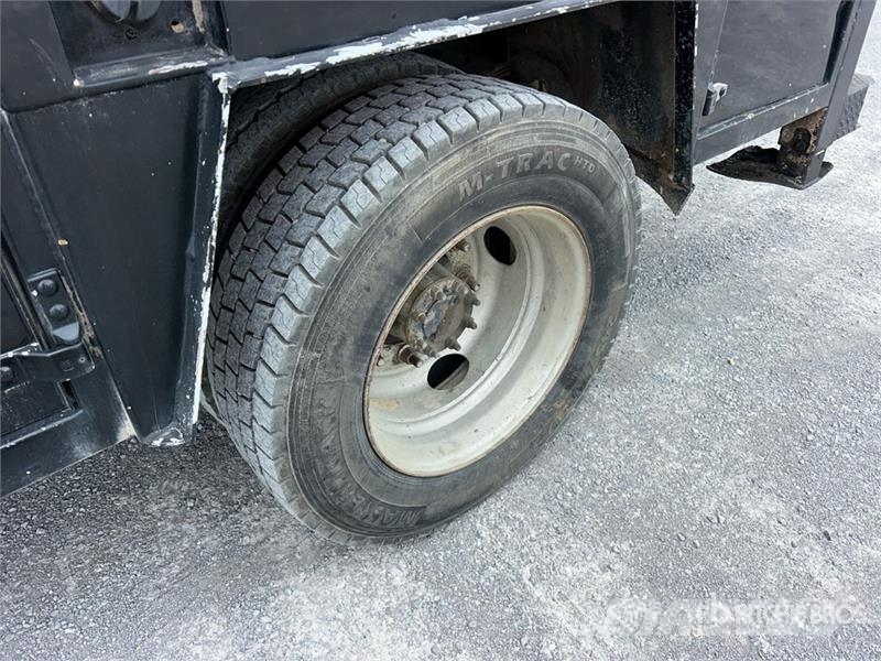 Chevrolet 5500 Komunalna vozila