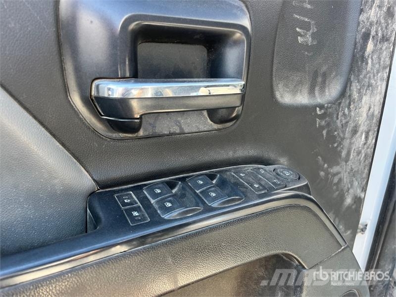 Chevrolet 5500 多目的／汎用車両