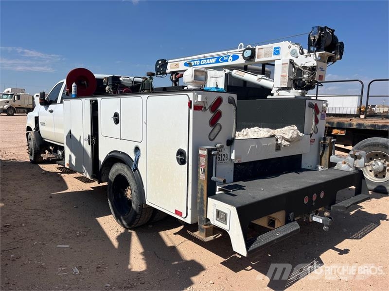 Chevrolet 5500 多目的／汎用車両
