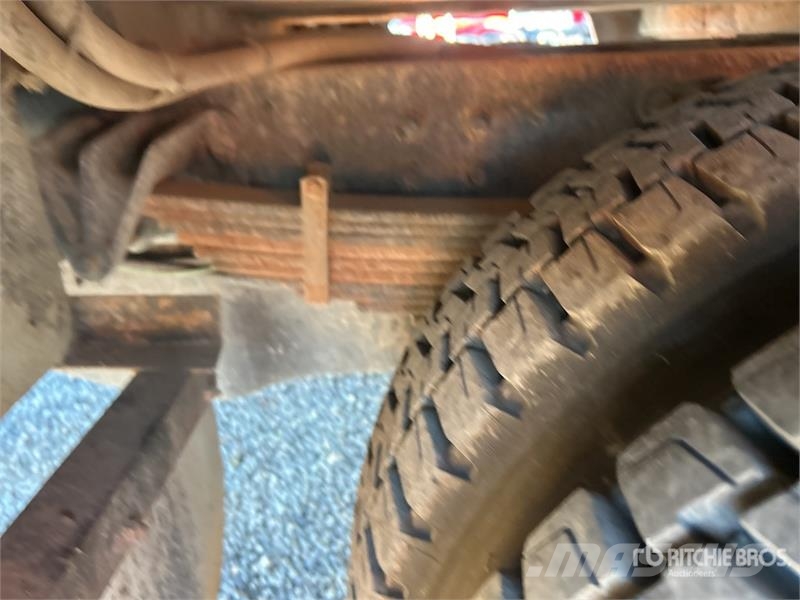 Chevrolet 5500HD 4x2 Service Truck Municipal / general purpose vehicles