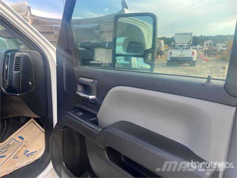 Chevrolet 6500 HD 4x2 Service Truck Municipal / general purpose vehicles