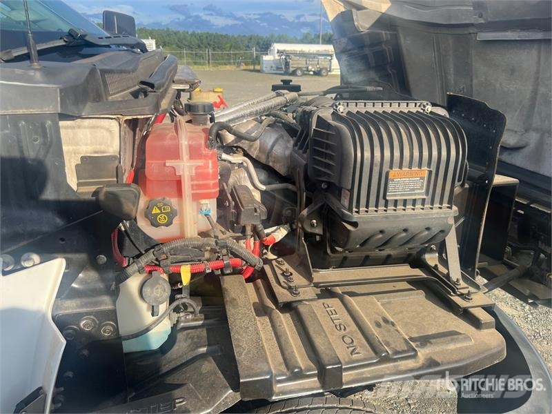 Chevrolet 6500 HD 4x2 Service Truck Municipal / general purpose vehicles