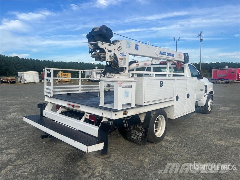 Chevrolet 6500 HD 4x2 Service Truck Municipal / general purpose vehicles