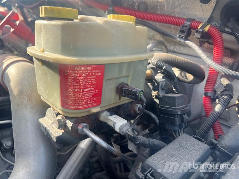 Chevrolet 6500 HD 4x2 Service Truck Municipal / general purpose vehicles