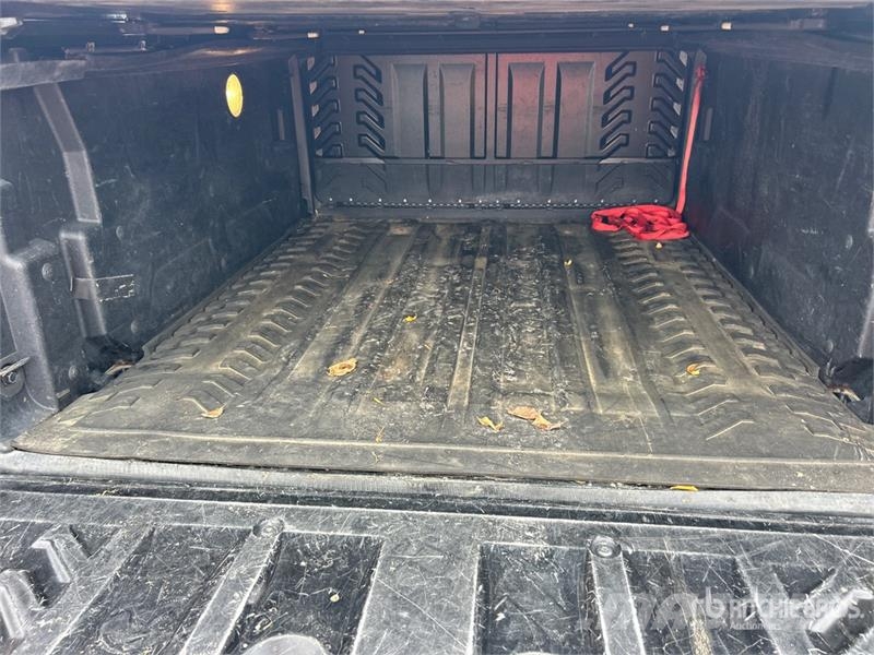 Chevrolet Avalanche 4x4 Crew Cab Pickup Otros
