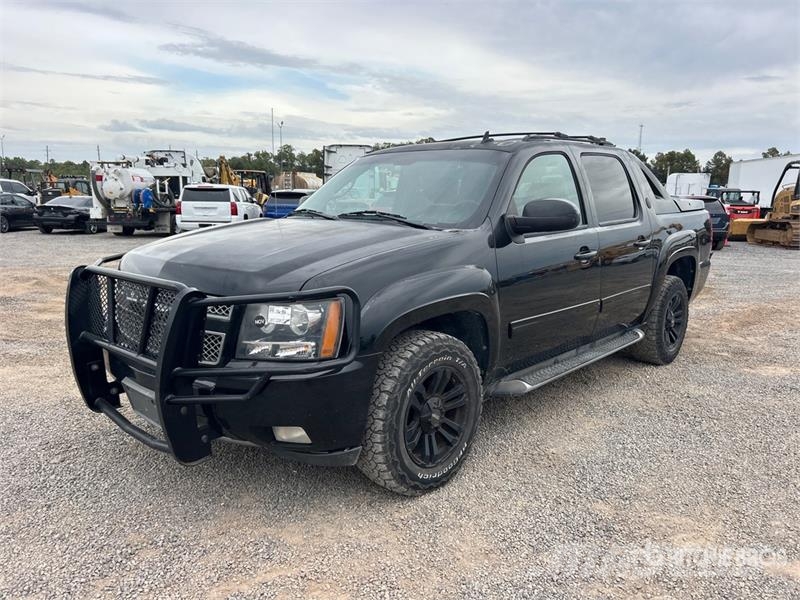 Chevrolet Avalanche 4x4 Crew Cab Pickup Otros