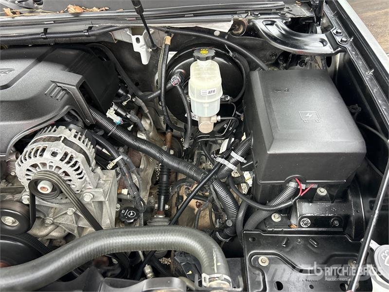 Chevrolet Avalanche 4x4 Crew Cab Pickup Otros