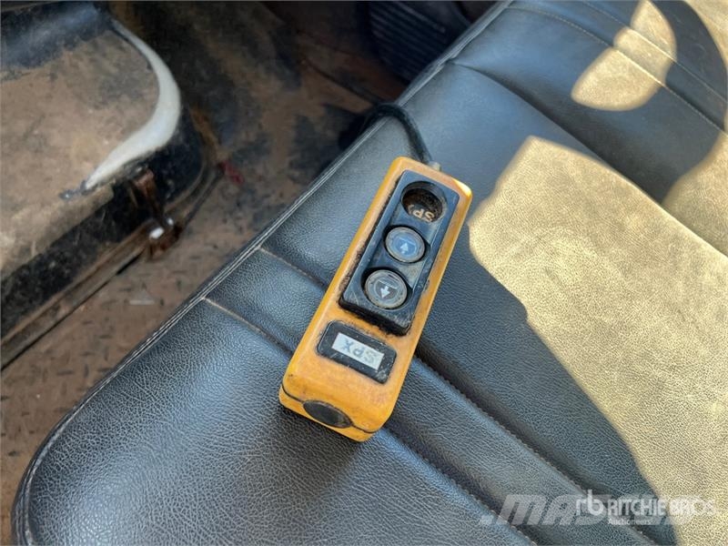 Chevrolet C4500 4x2 Dump Truck Tippbilar