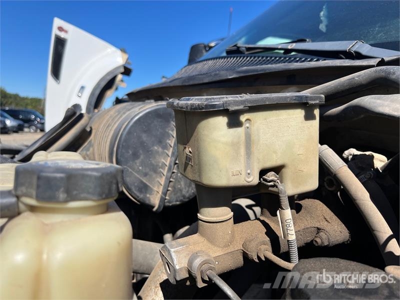 Chevrolet C4500 4x2 Dump Truck Tippbilar