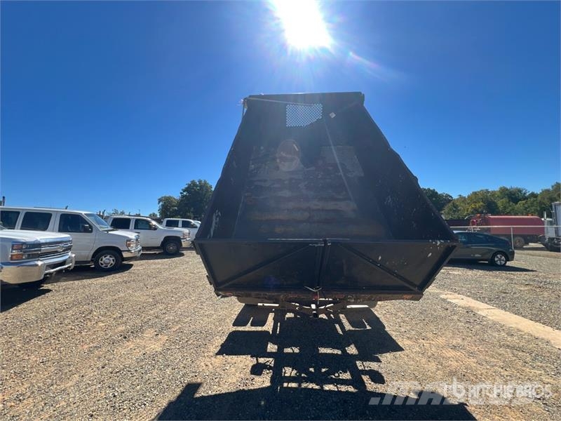 Chevrolet C4500 4x2 Dump Truck Tippbilar