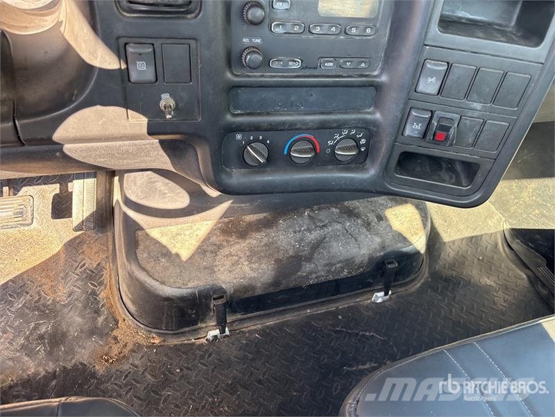 Chevrolet C4500 4x2 Service Truck Belediye / genel amaçli araçlar