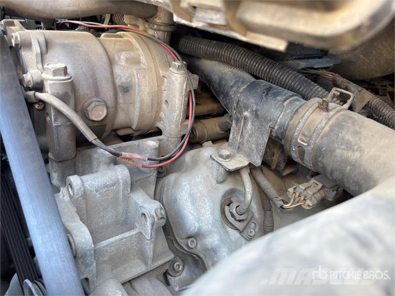 Chevrolet C4500 4x2 Service Truck Belediye / genel amaçli araçlar