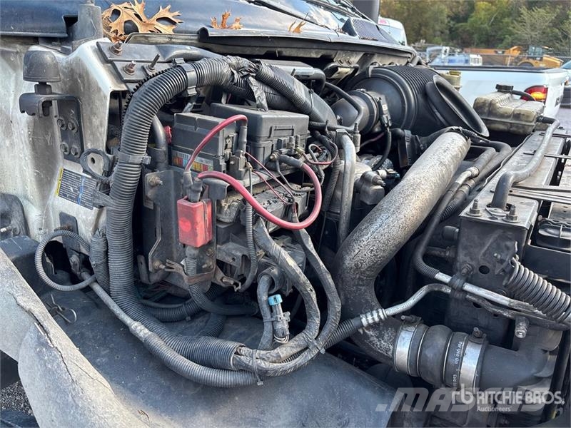 Chevrolet C5500 Tovornjaki zabojniki