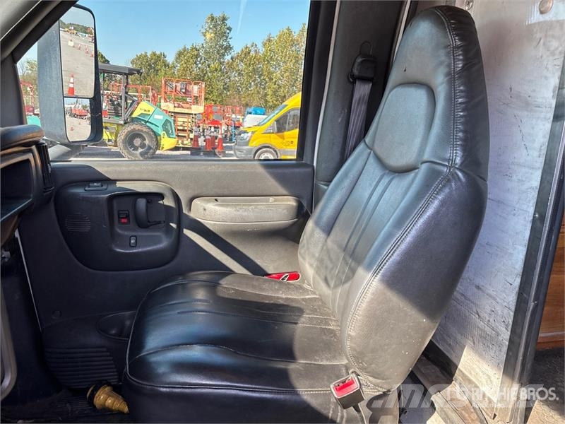 Chevrolet C5500 Tovornjaki zabojniki