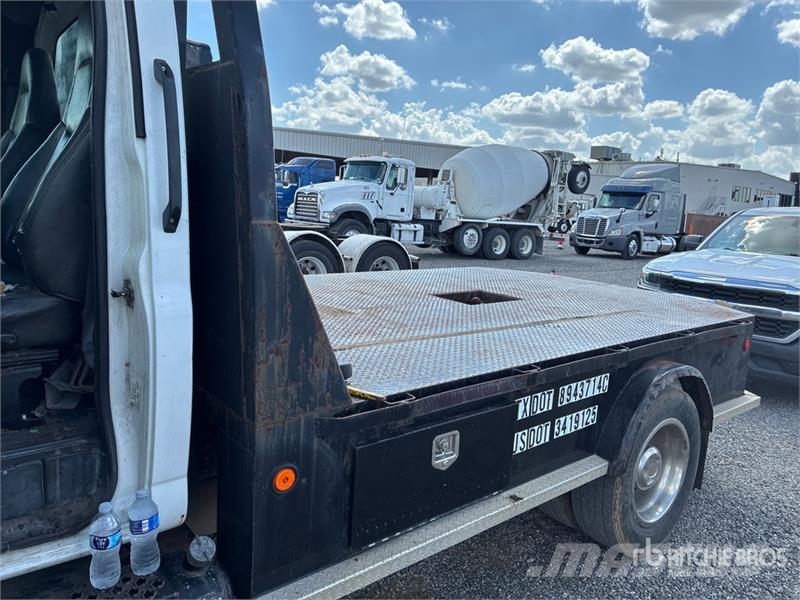Chevrolet C6500 4x2 Flatbed Truck Kamioni sa otvorenim sandukom