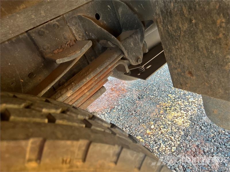 Chevrolet C6500 4x2 Lube Truck Tankbiler