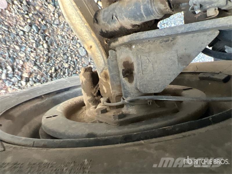 Chevrolet C6500 4x2 Lube Truck Tankbiler