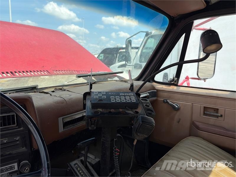 Chevrolet C70 Cisterny na vodu