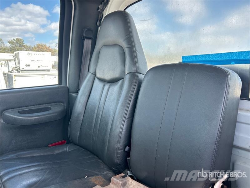 Chevrolet C7500 Кабини
