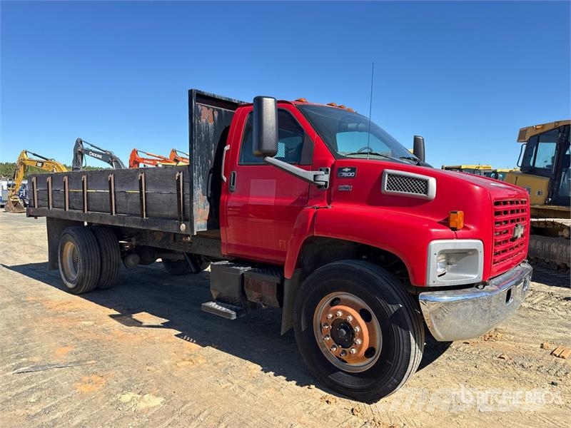 Chevrolet C7500 Flatbed/Dropside trucks