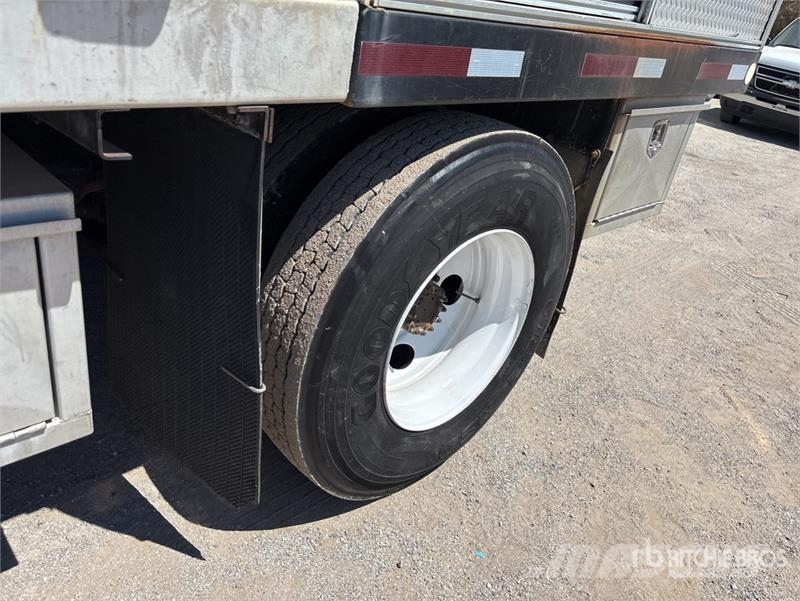 Chevrolet C7500 Saug- und Druckwagen