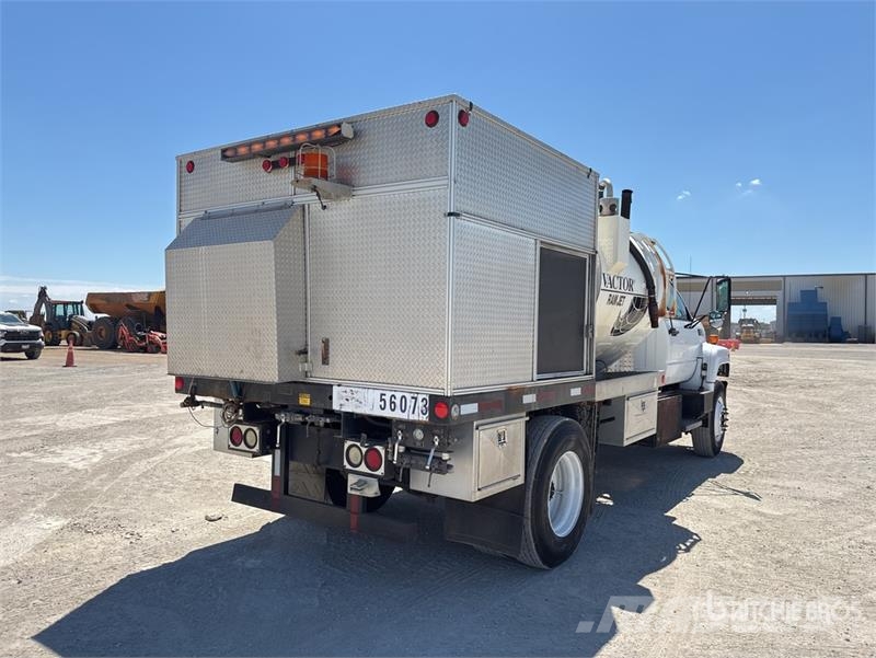 Chevrolet C7500 Saug- und Druckwagen