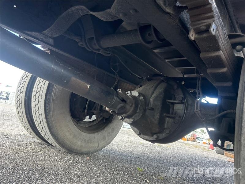 Chevrolet C7500 Bañeras basculantes usadas