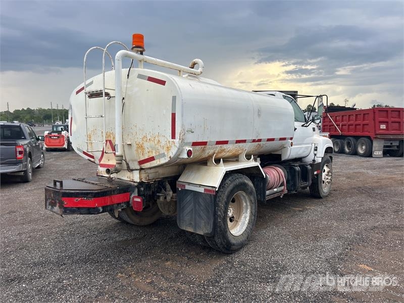 Chevrolet C7500 Поливальні машини