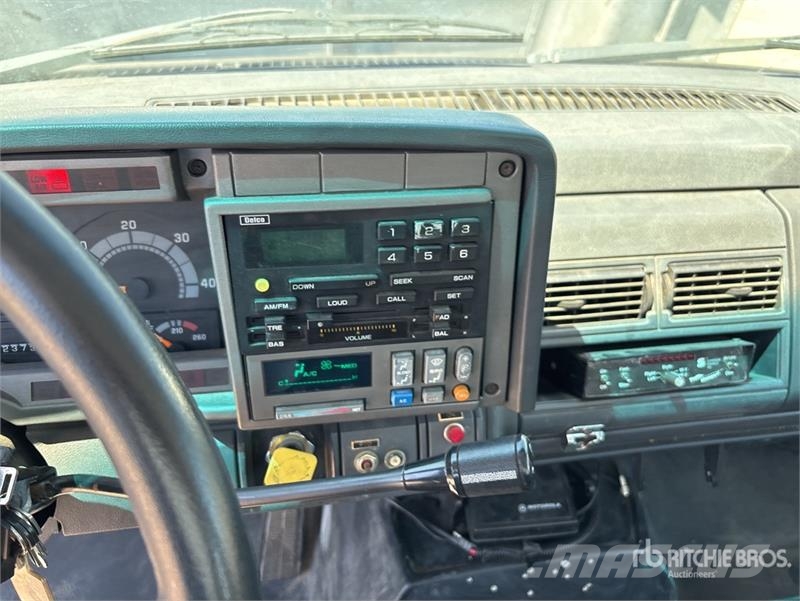 Chevrolet C7500 Saug- und Druckwagen