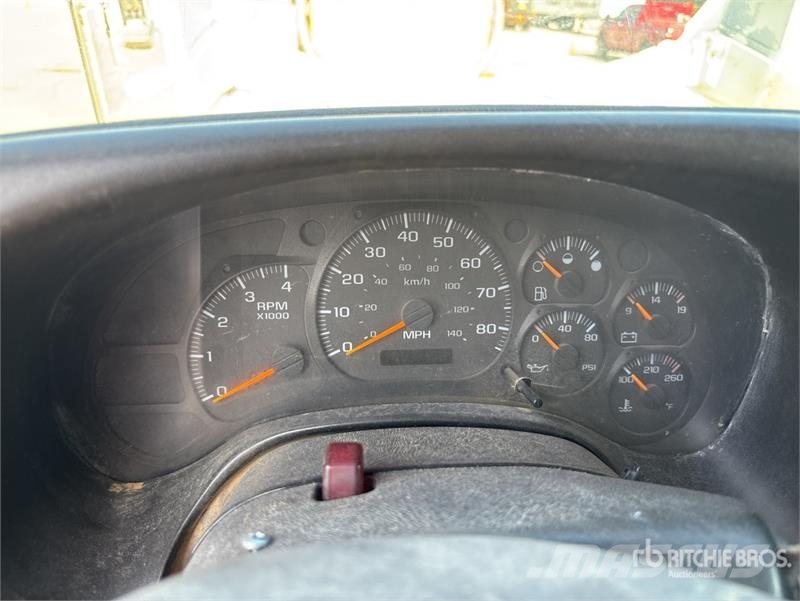 Chevrolet C8500 4000 gal 6x4 Water Truck Vattentankbilar