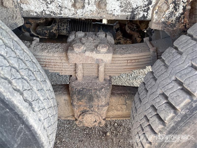 Chevrolet C8500 4000 gal 6x4 Water Truck Vattentankbilar