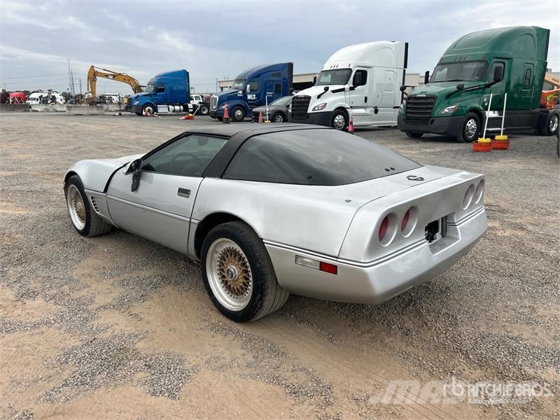 Chevrolet Corvette Automobile Automašīnas