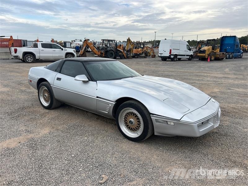 Chevrolet Corvette Automobile Automašīnas