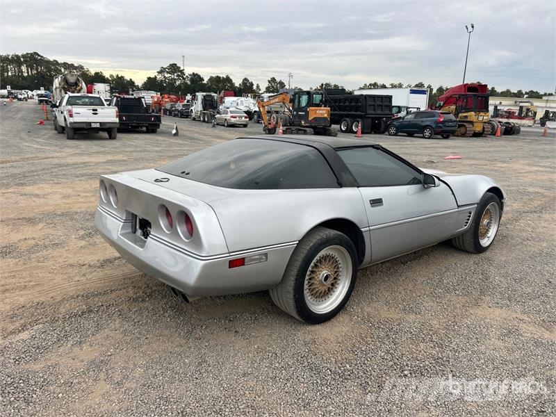 Chevrolet Corvette Automobile Automašīnas
