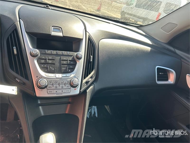Chevrolet Equinox 2WD SUV Otomobiller
