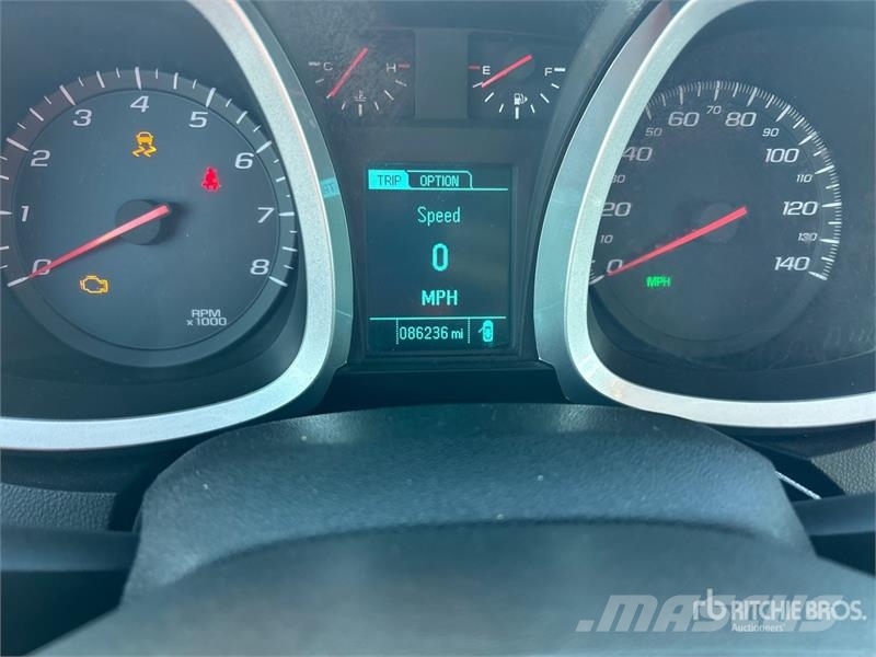 Chevrolet Equinox 2WD SUV Otomobiller