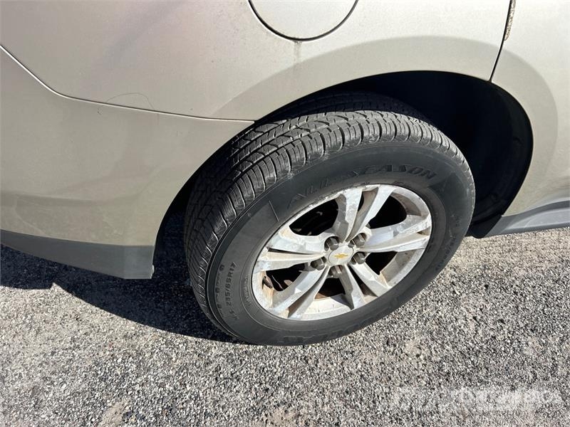 Chevrolet Equinox 2WD SUV Otomobiller