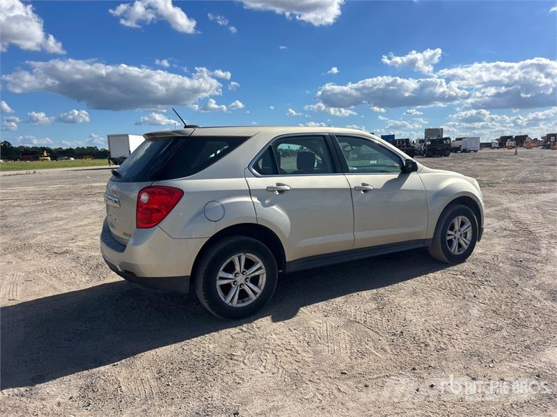 Chevrolet Equinox 2WD SUV Otomobiller