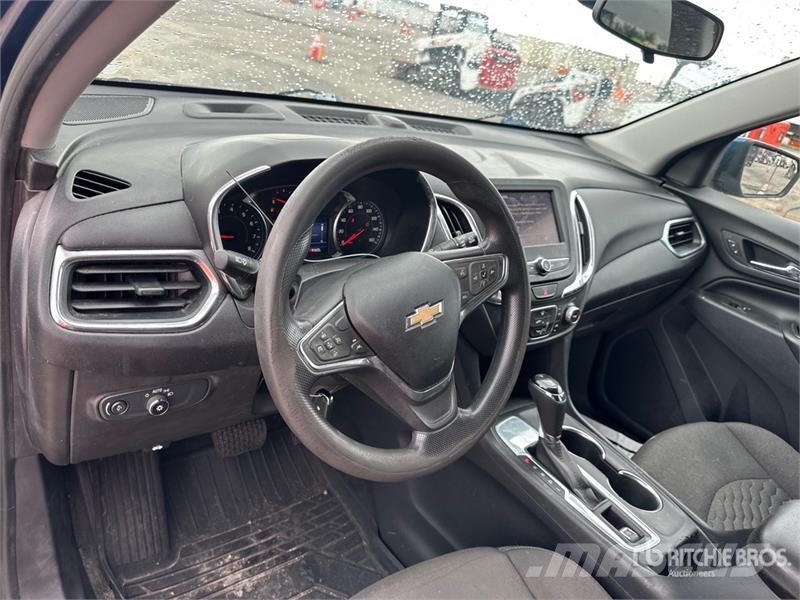 Chevrolet Equinox LT 2WD SUV Samochody osobowe