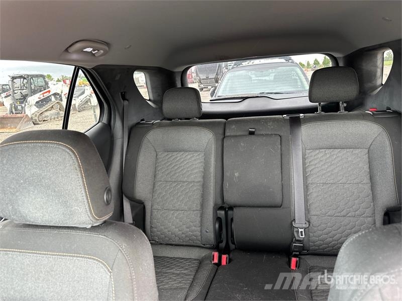 Chevrolet Equinox LT 2WD SUV Samochody osobowe