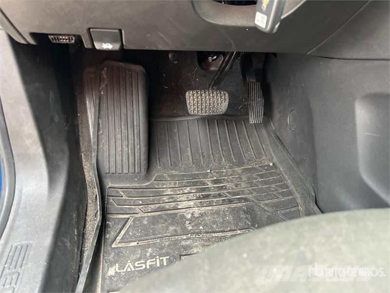 Chevrolet Equinox LT 2WD SUV Samochody osobowe