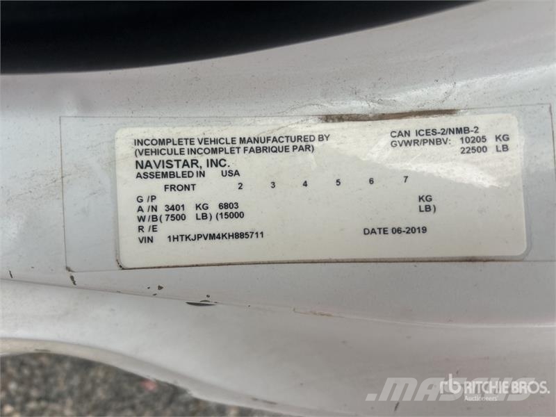 Chevrolet ETC37IH 37 ft on Chevrolet Silverado 6500HD 4x4 Bu Bilmontert lift