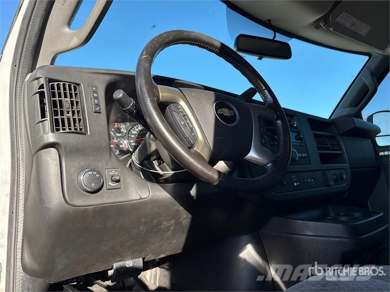 Chevrolet Express 2500 Cargo Van Dostavna vozila / kombiji