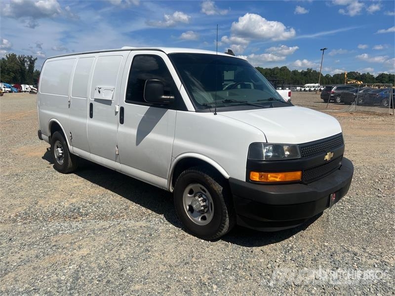 Chevrolet Express 2500 Cargo Van Dostavna vozila / kombiji