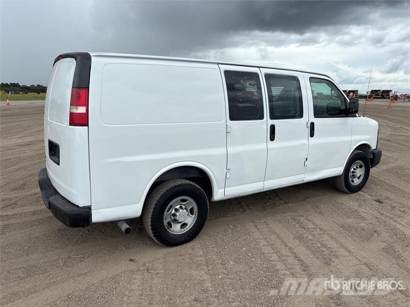 Chevrolet Express 2500 Cargo Van Dostavna vozila / kombiji