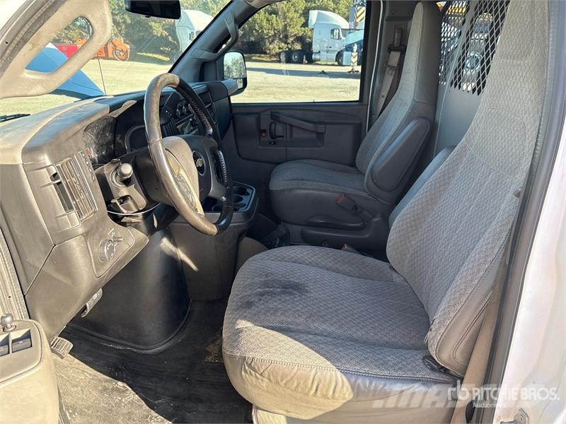 Chevrolet Express 2500 Cargo Van Dostavna vozila / kombiji