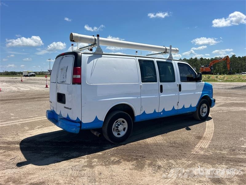 Chevrolet Express 2500 Cargo Van Dostavna vozila / kombiji