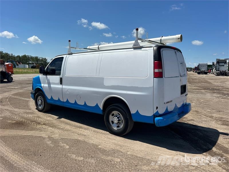 Chevrolet Express 2500 Cargo Van Dostavna vozila / kombiji