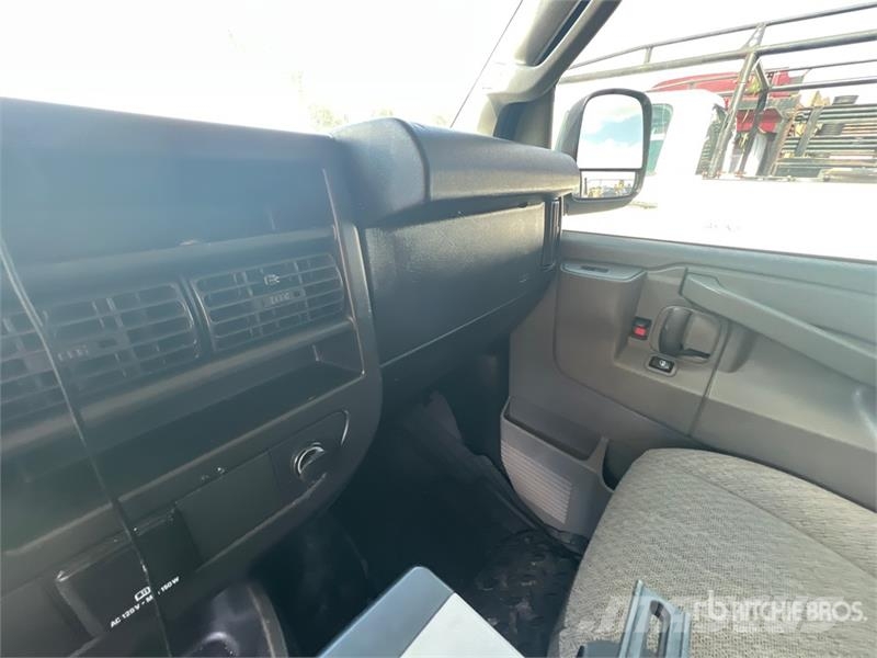 Chevrolet Express 2500 Cargo Van Dostavna vozila / kombiji