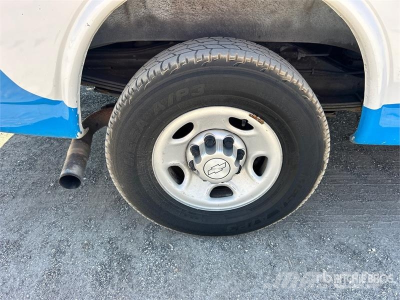 Chevrolet Express 2500 Cargo Van Dostavna vozila / kombiji